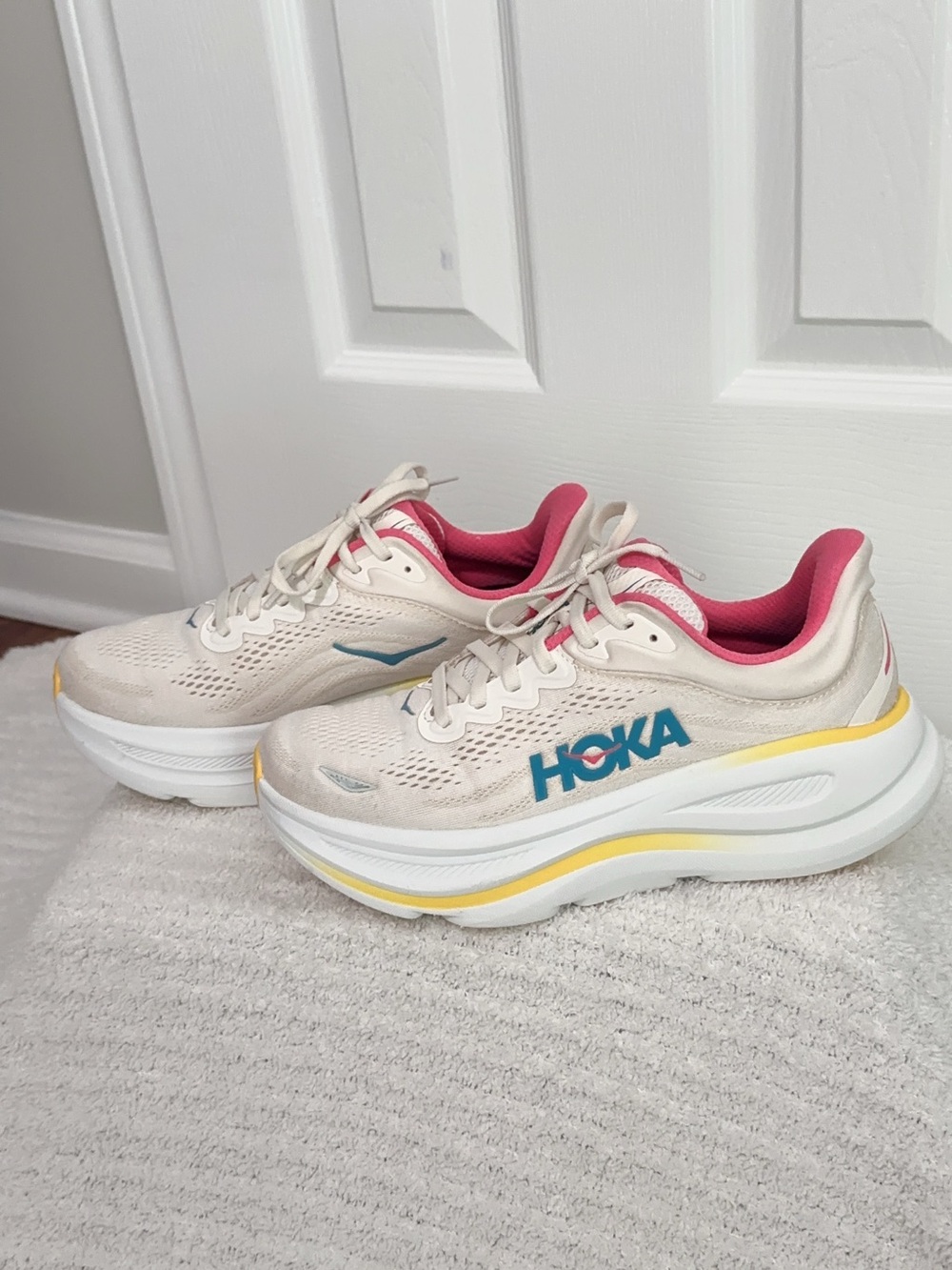 Hoka Women's Bondi 9 Running Shoes — Cream with Pink, Yellow & Teal Accents - Picture 2 of 16